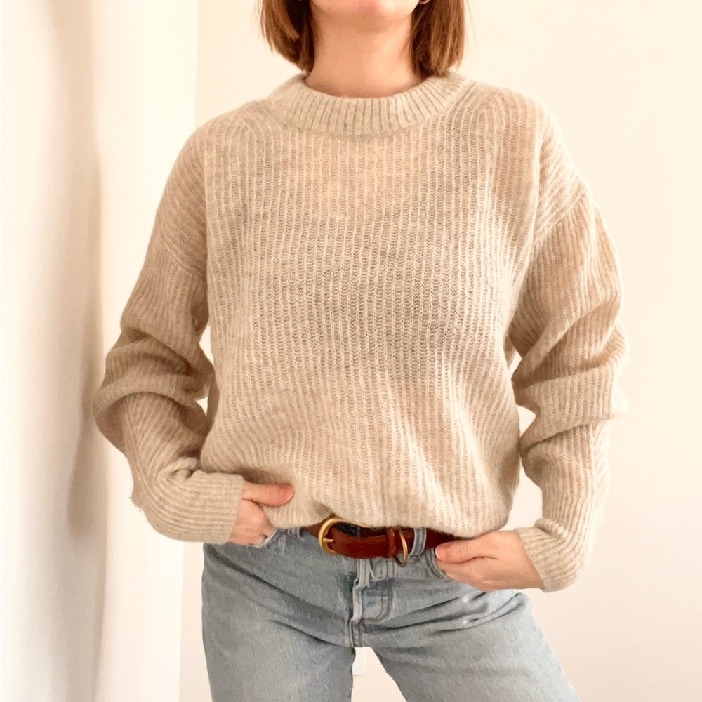 Everlane Alpaca Knit Cream Gray Crewneck Sweater